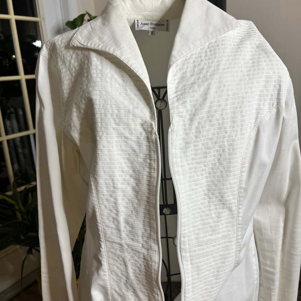 Anne Fontaine FEDRA White Structured Top With Attached Vest Detail and Short Cap